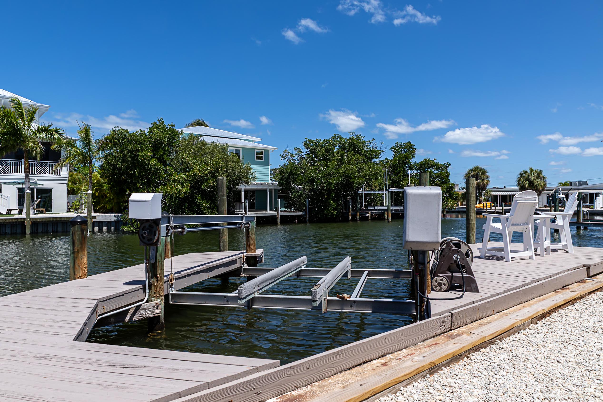 Private boat dock with lift