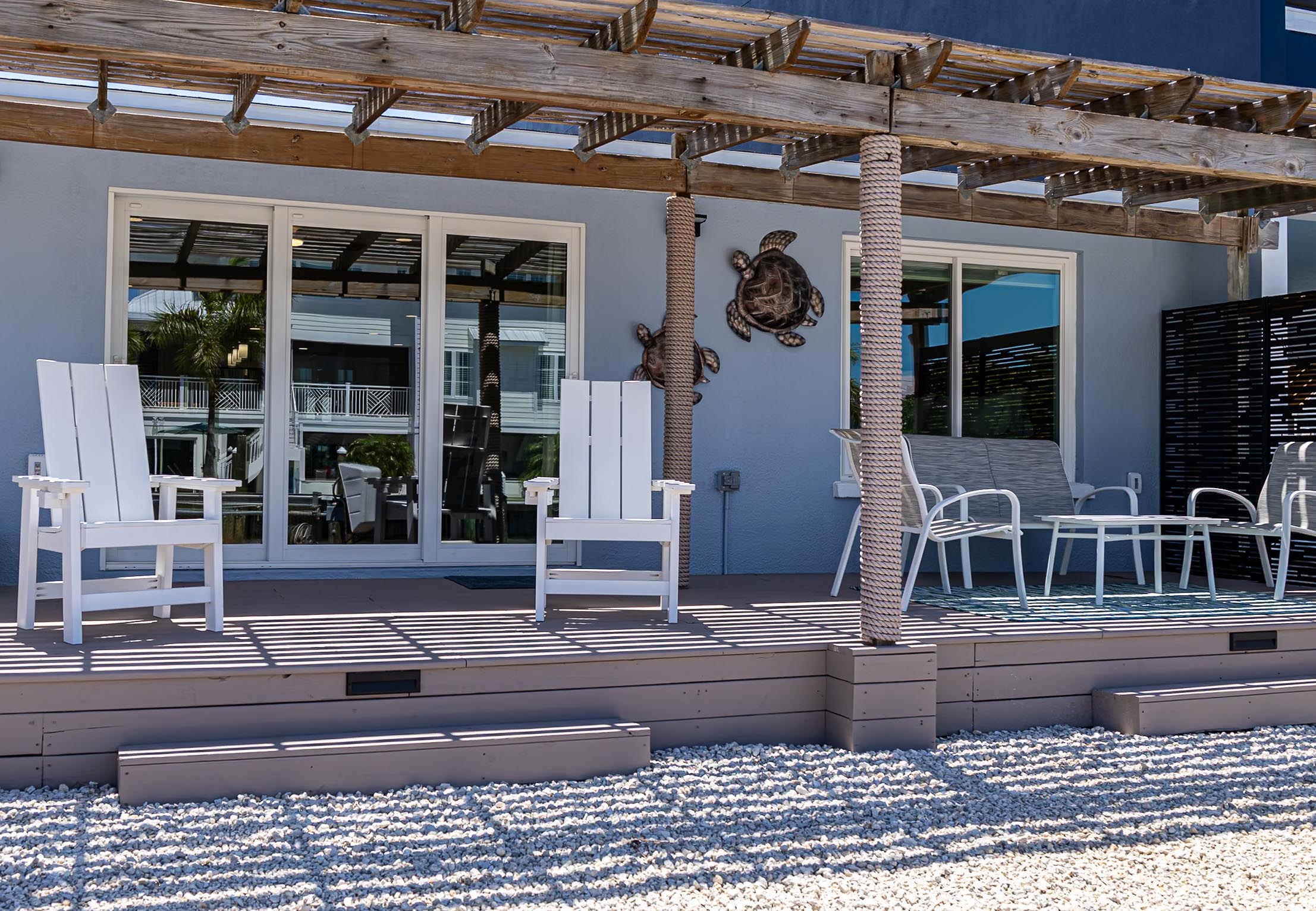 Outdoor living and pergola deck